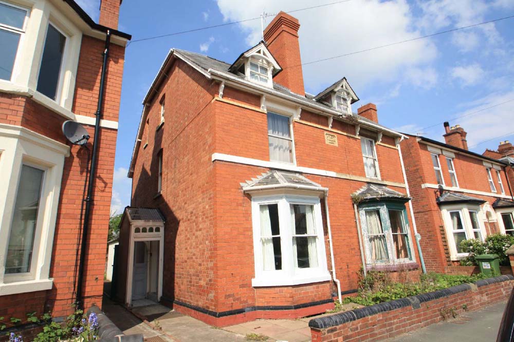 Cobb Amos Estate Agents 38 Breinton Road