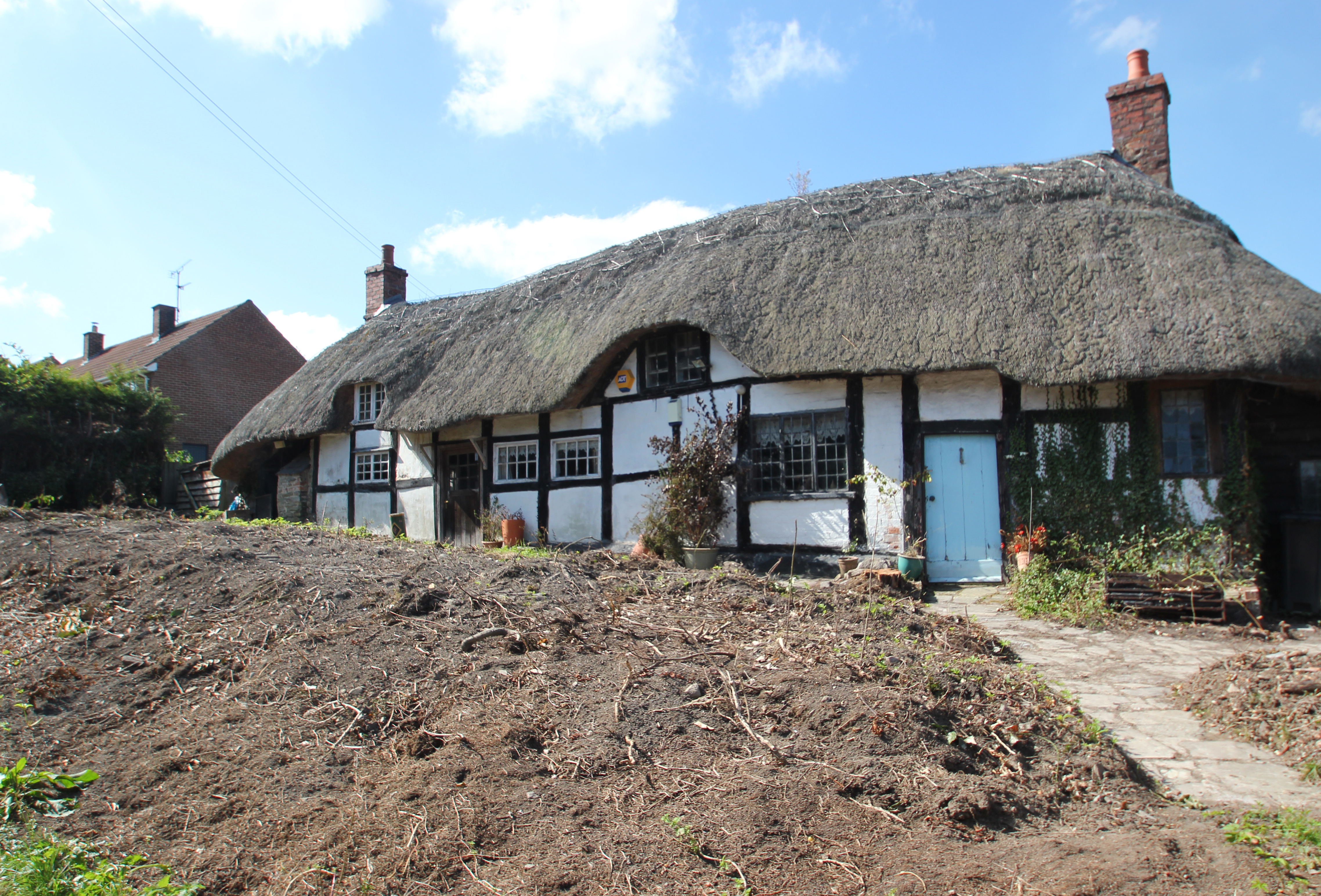 Cobb Amos Estate Agents IMG_5559