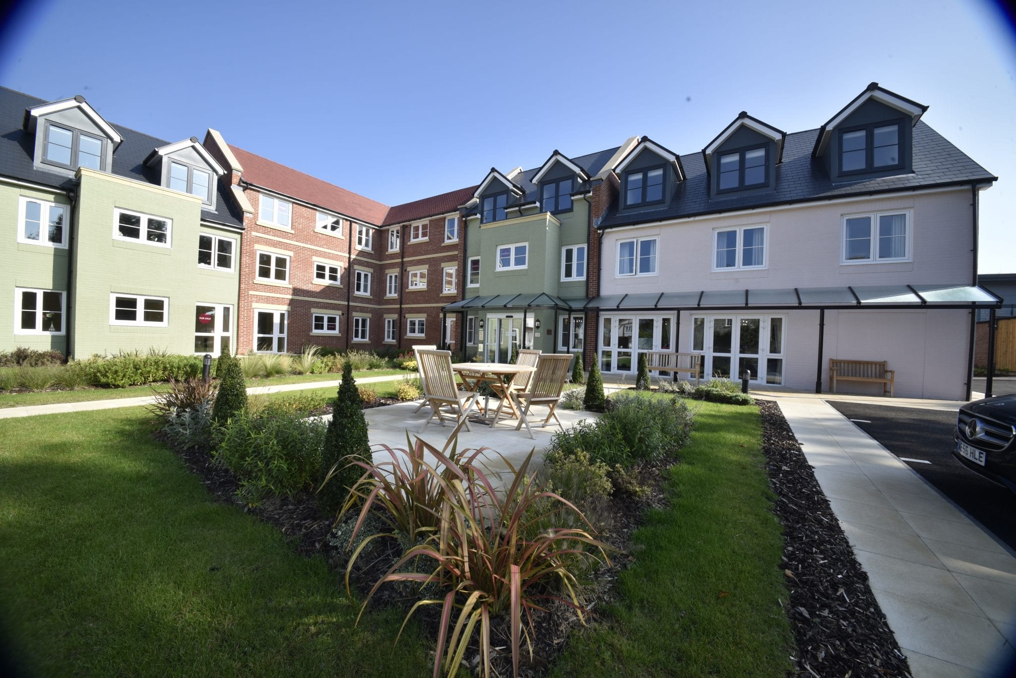 Cobb Amos Estate Agents Land and New Homes